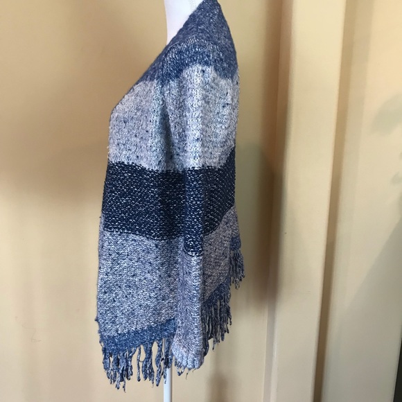 Lucky Brand Poncho Style Sweater Jacket Size L - Picture 3 of 8